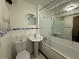 Photo 5- click for photo gallery